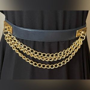 Vintage Liz Claiborne genuine leather belt. Navy with Gold Chains and accents